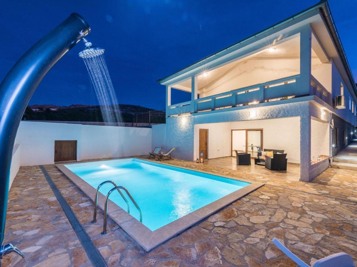 Holiday Home Velebit By Interhome Rovanjska Esterno foto