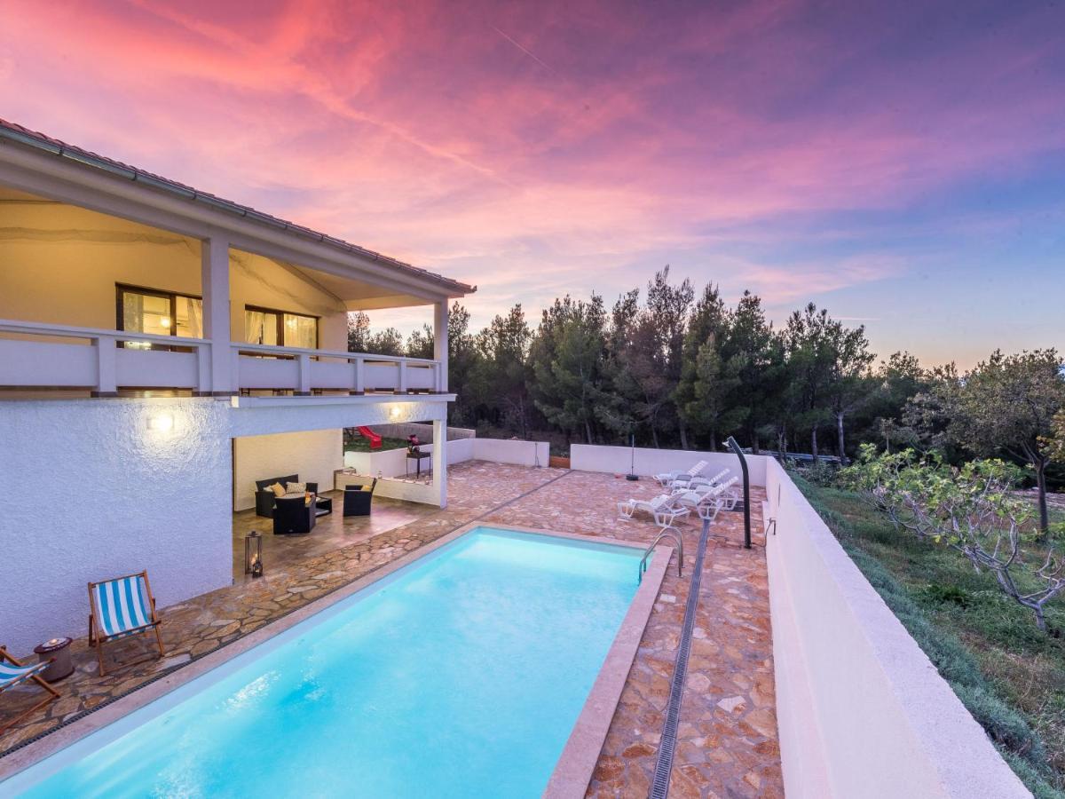 Holiday Home Velebit By Interhome Rovanjska Esterno foto