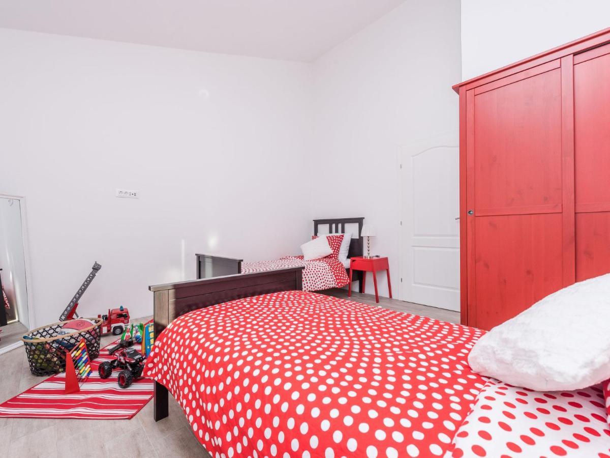 Holiday Home Velebit By Interhome Rovanjska Esterno foto