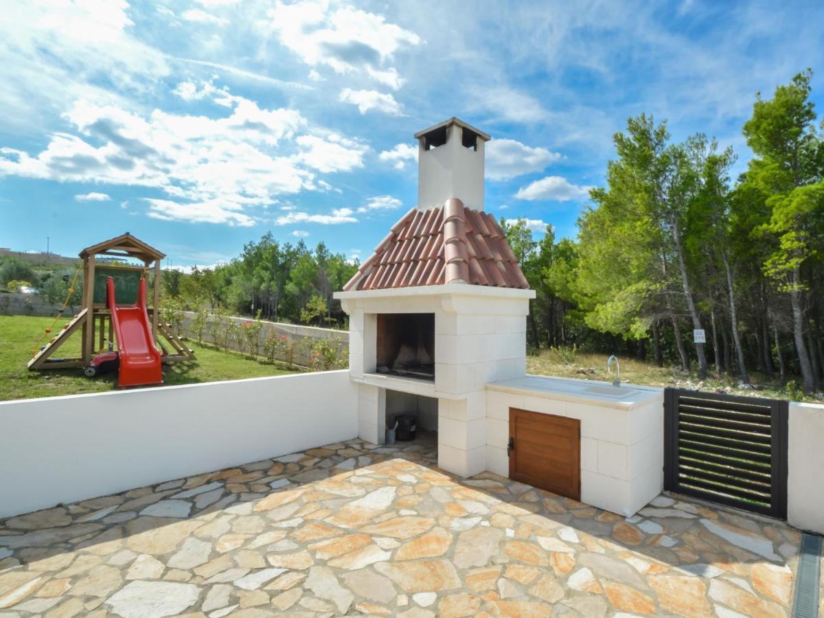 Holiday Home Velebit By Interhome Rovanjska Esterno foto