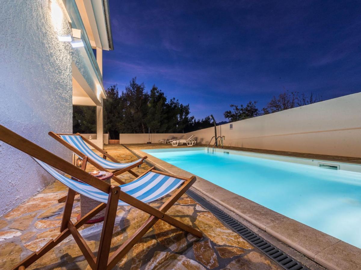 Holiday Home Velebit By Interhome Rovanjska Esterno foto